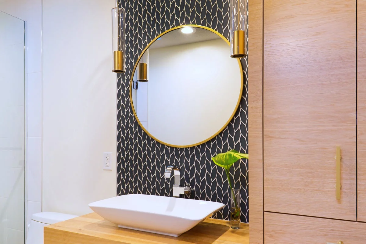 Unique Vanity Mirror Ideas for the Bathroom